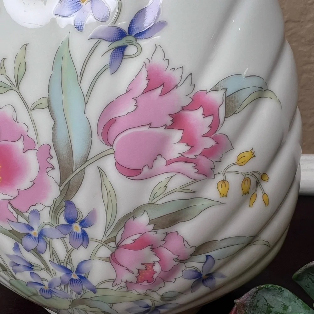 Vintage 1980's Floral Shell Vase, 80's Deco Revival, Japanese Fine China, Pastel